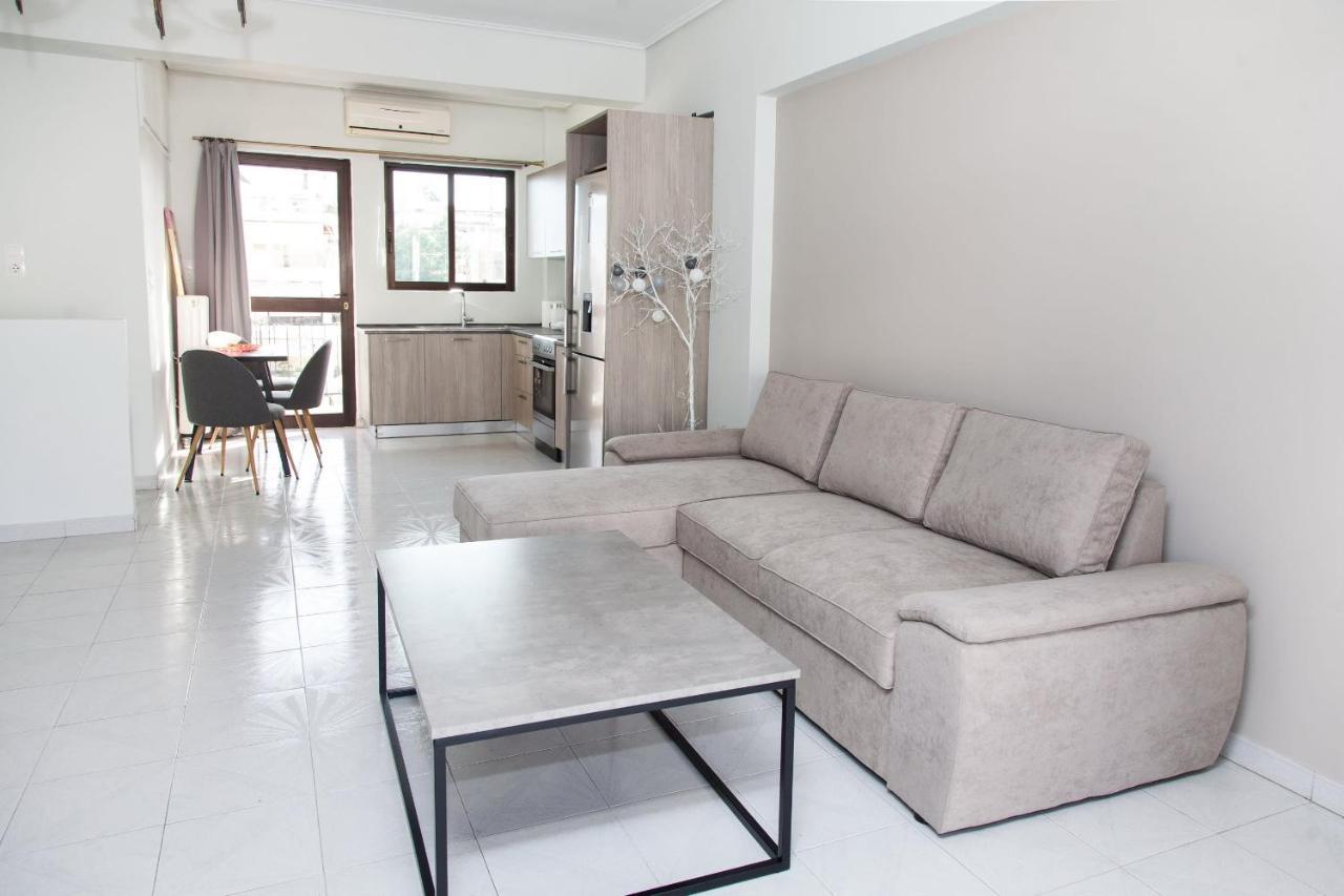Modern Apt In Heart Of Paleo Faliro! Atenas Exterior foto